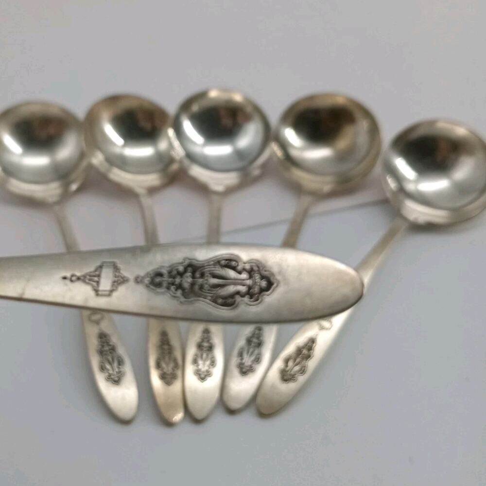 6X SS BIRD of PARADISE Community Oneida Silverplate Soup Spoons